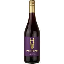 The Original Dark Horse:Pinot Noir 750ml